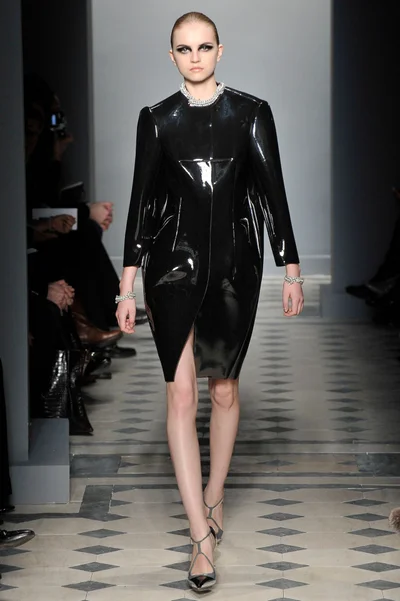 Look 4